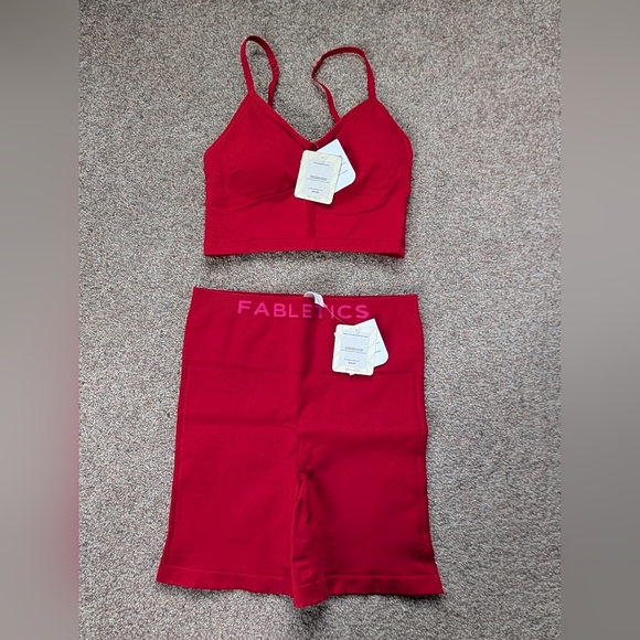 NWT Fabletics Set - Picture 2 of 5
